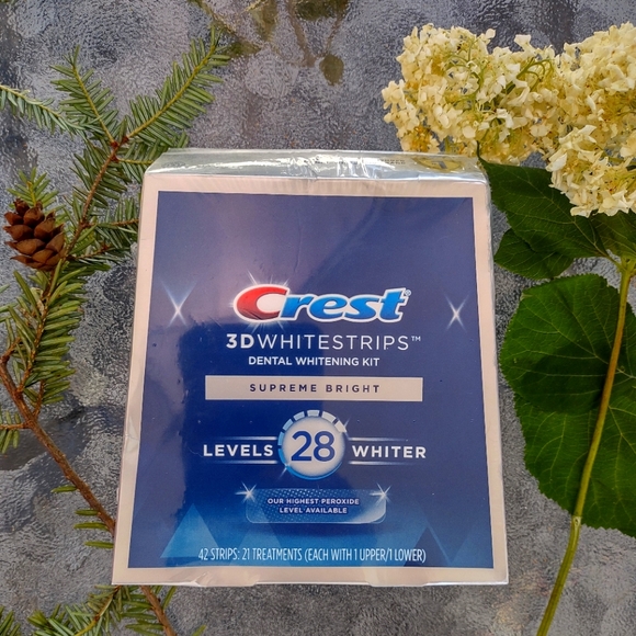 Crest Other Crest 3d White Strips Supreme Bright 28 Levels Whiter